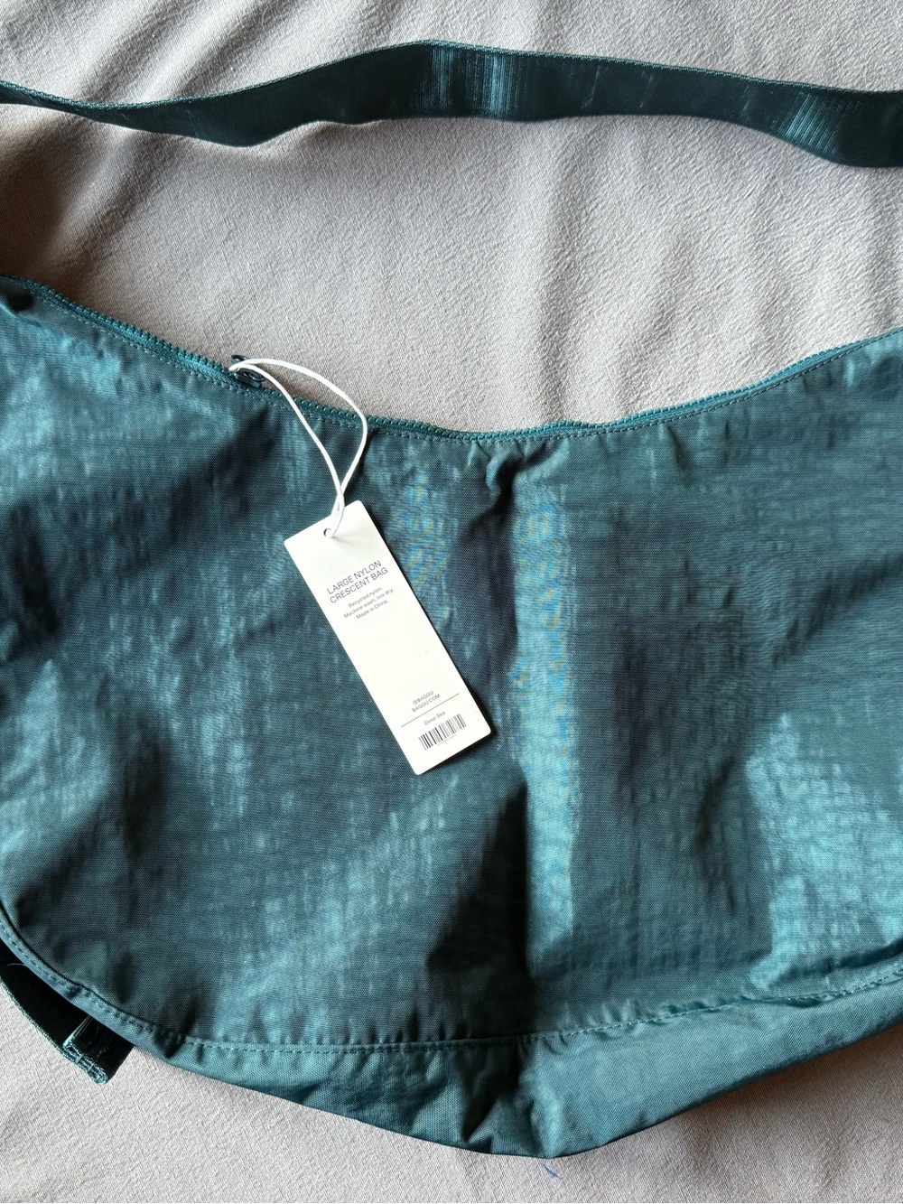 BAGGU Deep Sea large crescent